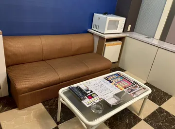ホテル どんぐりころころ 205号室の室内
